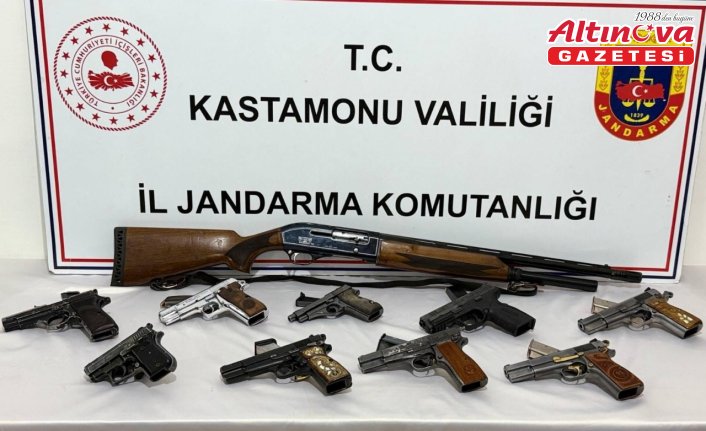 Kastamonu'da evinde 10 silah bulunan kişi gözaltına alındı