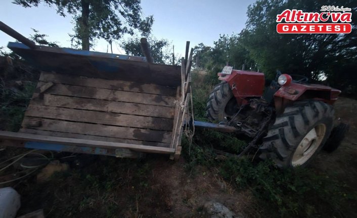 Samsun'da devrilen traktörün sürücüsü yaralandı