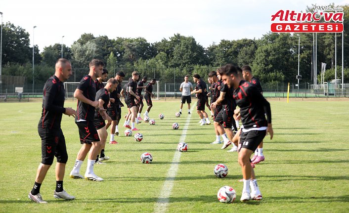 Samsunspor, Hollanda'da kampında taktik çalıştı