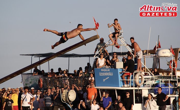 Sinop’ta vatandaşlar Kabotaj Bayramı’nda koç ve altın için yarıştı
