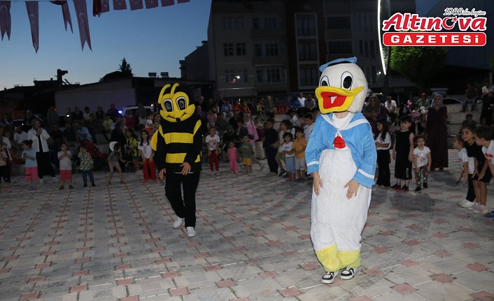 Taşova'da çocuk şenliği düzenlendi