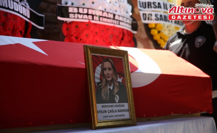 Trafik kazasında ölen başkomiser Namdar'ın cenazesi Kastamonu'da defnedildi