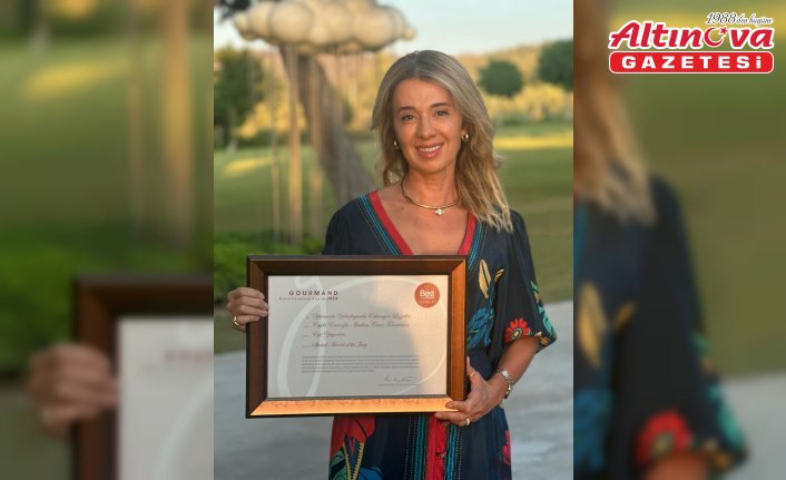 “Yarımada Yolculuğunda Eskimeyen Lezzetler“ kitabı Portekiz'den ödülle döndü