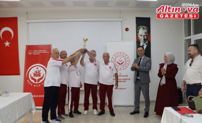Zonguldak'ta Kıbrıs gazileri arasında bocce müsabakaları düzenlendi