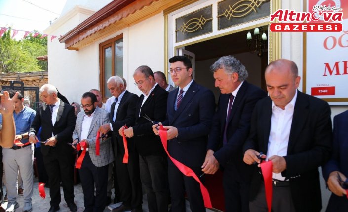 Almus'ta hayırseverlerin katkısıyla inşa edilen caminin açılışı yapıldı