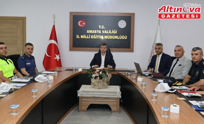 Amasya’da Servis Araçları ve Öğrenci Güvenliği Toplantısı Yapıldı