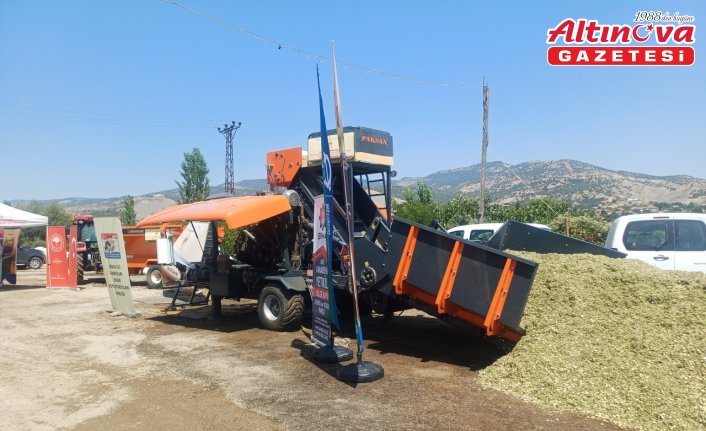 Bolu'da alınan silaj paketleme makinesi çiftçilerin kullanımına sunulacak