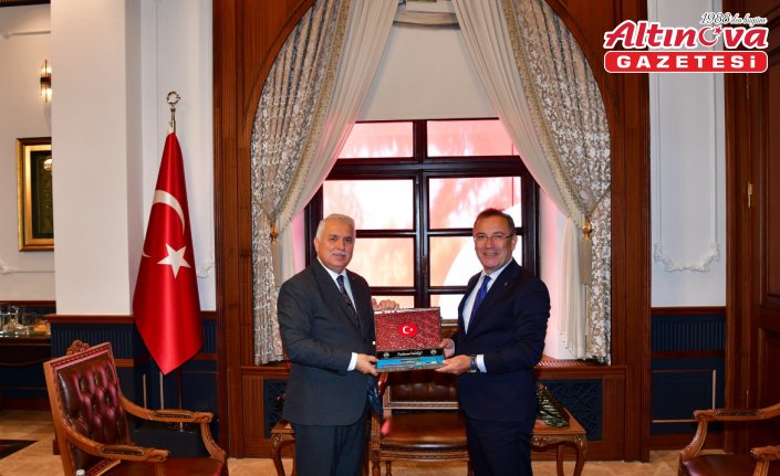 Danıştay Başsavcısı Erkan, Trabzon Valisi Yıldırım'ı ziyaret etti