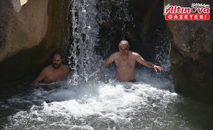 Gümüşhane'deki Çimenli Kanyonu doğa tutkunlarının uğrak yeri oldu