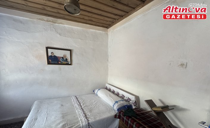 Gümüşhaneli genç ata yadigarı evde geçmişin izlerini yaşatıyor