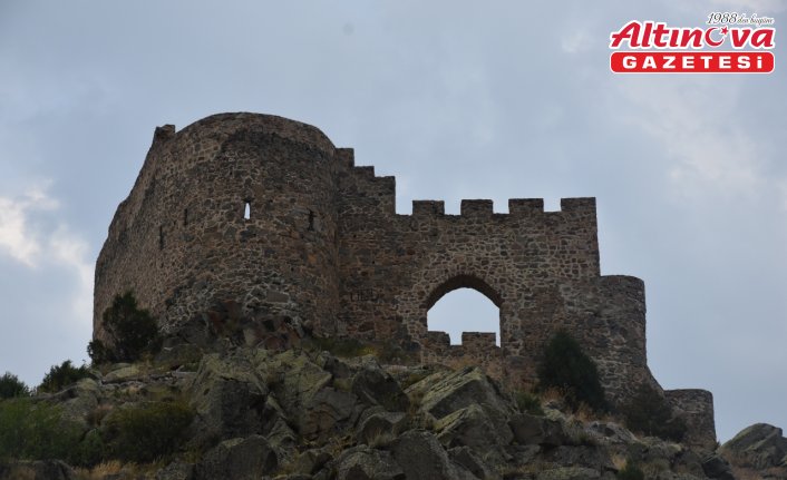 Gümüşhane'nin tarihi kaleleri yüzyılların tanıklığını yapıyor