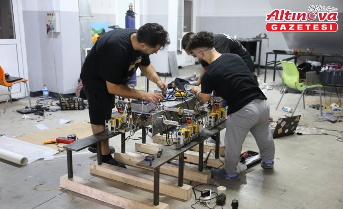 Karabük Üniversitesi öğrencileri 7 takımla TEKNOFEST finallerine kaldı