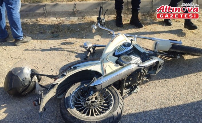 Karabük'te ciple çarpışan motosikletin sürücüsü yaralandı