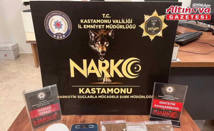 Kastamonu'da uyuşturucu operasyonunda yakalanan 2 zanlı tutuklandı