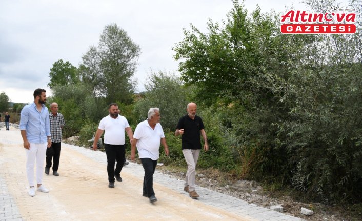 Ladik'te kilit parke çalışmaları sürüyor