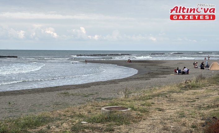 Samsun'da gün içerisinde 7 kişi denizde boğulma tehlikesi geçirdi