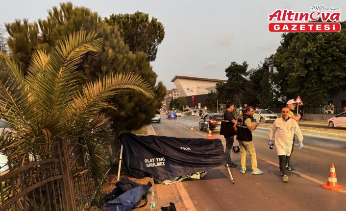 Samsun'da motosikletin çarptığı yaya öldü, sürücü yaralandı