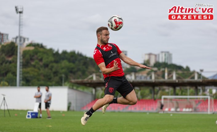 Samsunspor'da Holse ve Musaba takımla çalışmalara başladı