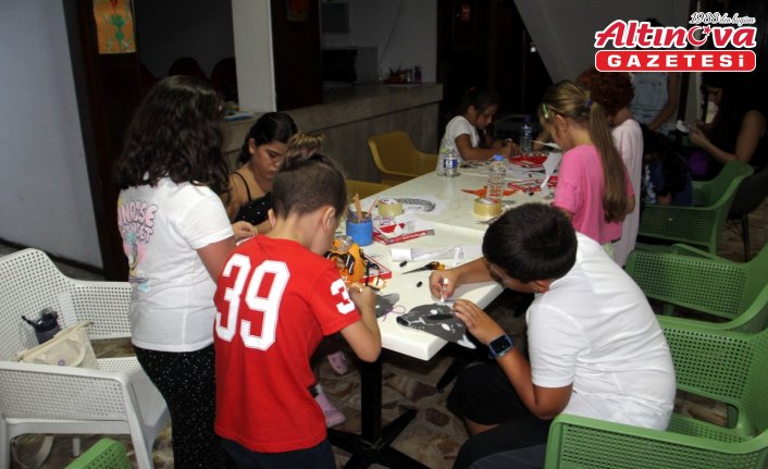 Sinop'ta 112 yıllık tarihi binadaki kurslara gençlerden yoğun ilgi