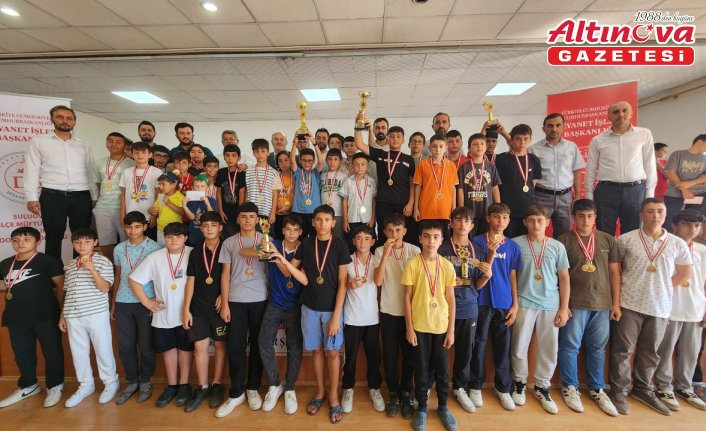 Suluova’da İlçe Müftülüğü Yaz Kur’an Kurslarının kapanış programı yapıldı