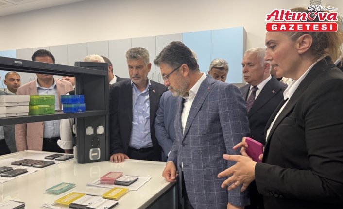 Tarım ve Orman Bakanı Yumaklı, Trabzon'da ziyaretlerde bulundu