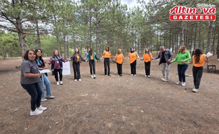 Amasya'da lise öğrencileri “Teknolojiyi Bırak, Doğayla Bütünleş” etkinliğinde buluştu