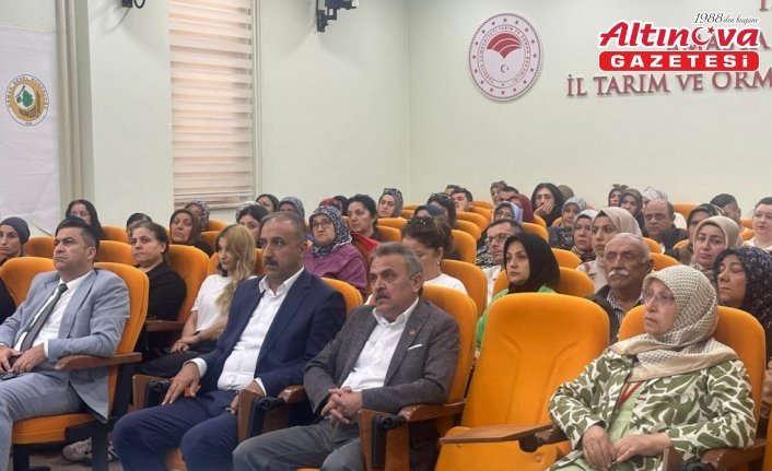 Amasya'da okul kantin ve yemekhane çalışanlarına hijyen eğitimi verildi