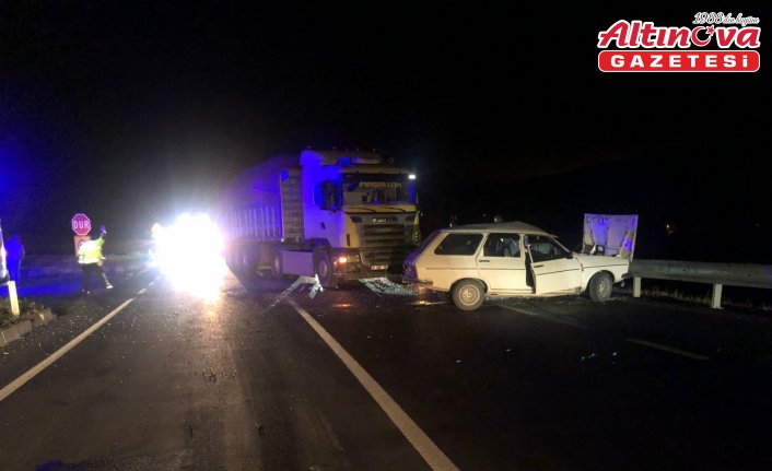 Amasya'da tır ile çarpışan otomobilin sürücüsü öldü