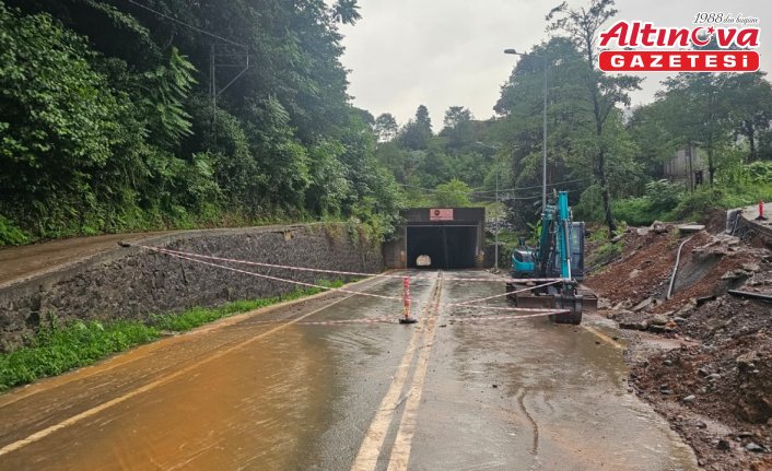 Artvin'de sağanak etkili oldu
