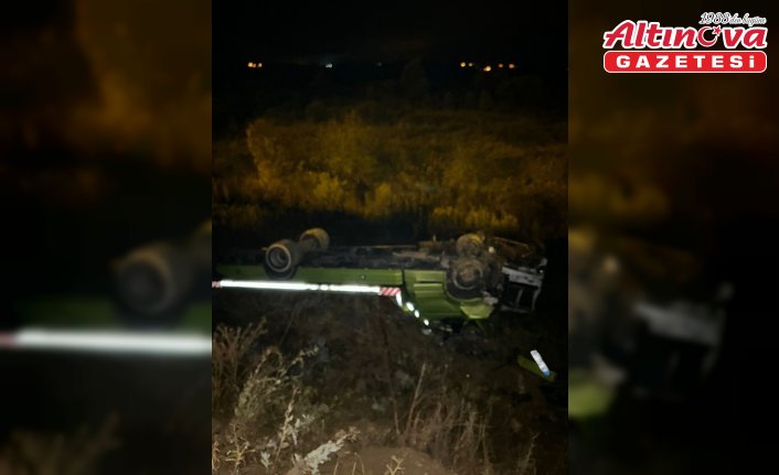 Bolu'da takla atan kurtarıcının taşıdığı otomobildeki 2 kişi yaralandı