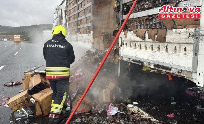 Bolu'da tırda çıkan yangın söndürüldü