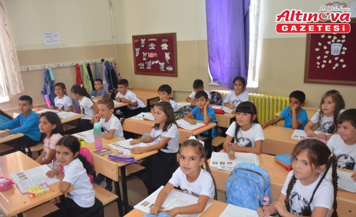 Göynücek'te İlköğretim Haftası kutlandı