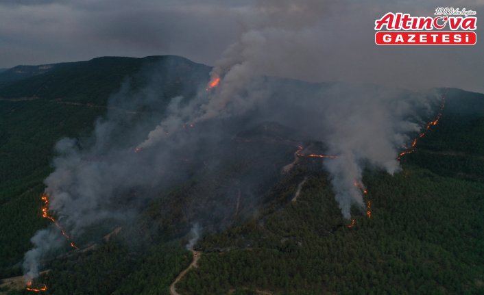 Kastamonu-Karabük sınırında çıkan ikinci yangına müdahale ediliyor