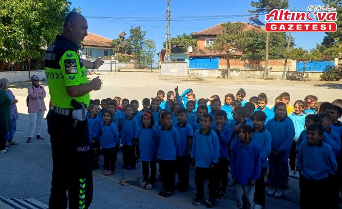 Havza'da jandarma öğrencilere trafik eğitimi verdi
