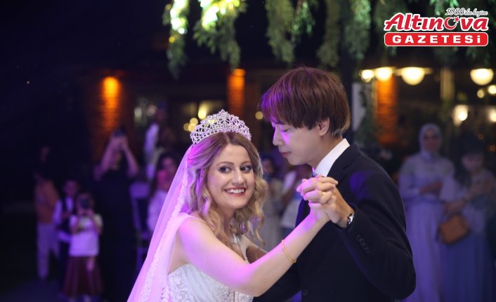 İki Tayvanlı, Kastamonulu tek yumurta ikizleriyle evlendi