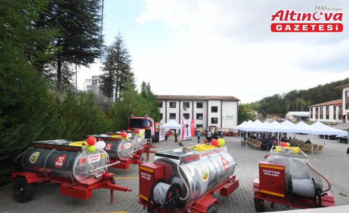 Kastamonu'da orman köylerine su tankeri dağıtıldı