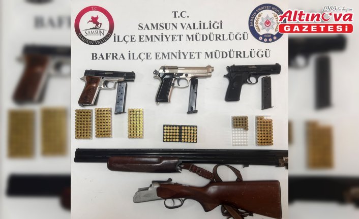 Bafra'da silah kaçakçılığı operasyonunda 4 zanlı yakalandı