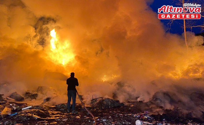 Sinop'ta çöp döküm alanında çıkan yangın söndürüldü