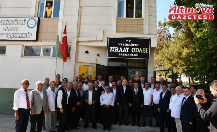 TZOB Genel Başkanı Bayraktar, Samsun'da oda başkanlarıyla bir araya geldi