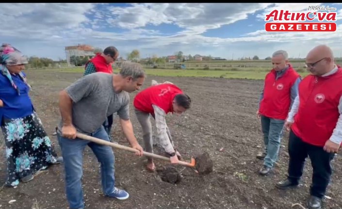 19 Mayıs ilçesinde çiftçilere toprak analizi eğitimi verildi