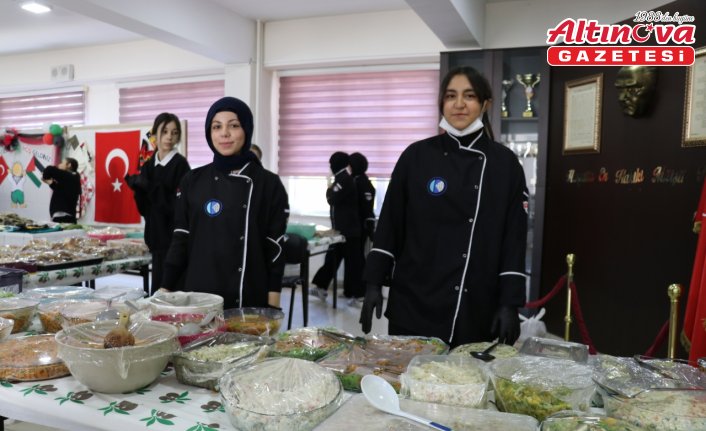 Amasya'da meslek lisesi öğrencileri Gazze'ye destek için kermes düzenledi