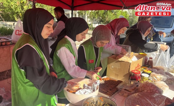 Artvin'de “Filistin Yararına Hayır Çarşısı“ kermesi düzenlendi