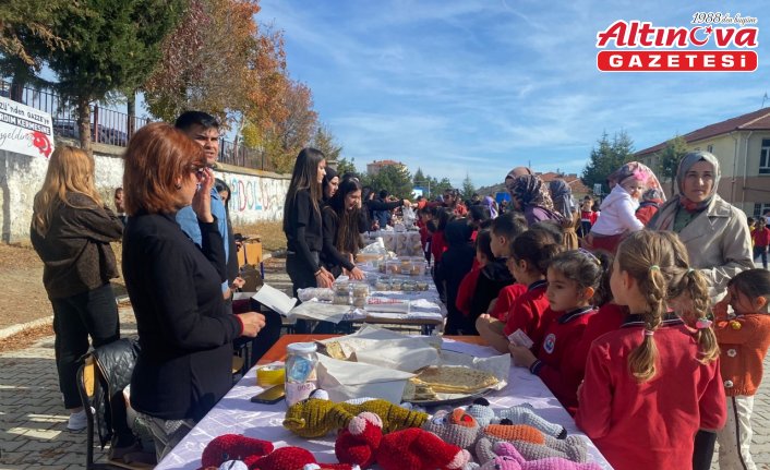 Çorum'da “Mecitözü'nden Gazze'ye Yardım Kermesi“ düzenlendi