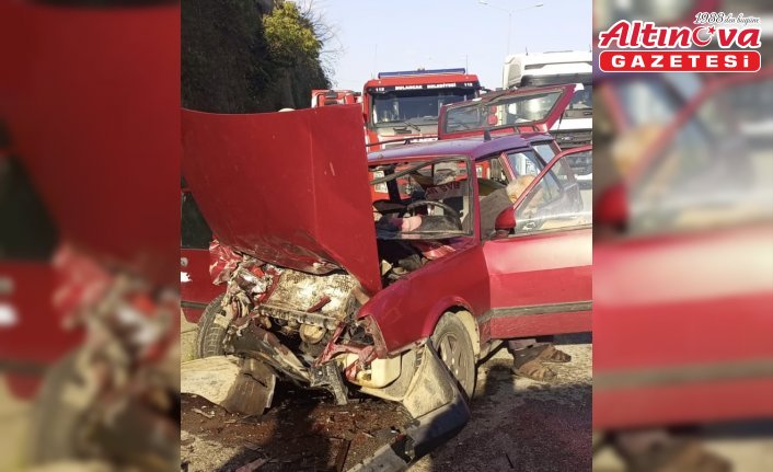 Giresun'da otomobil ile minibüsün çarpıştığı kazada 1 kişi öldü