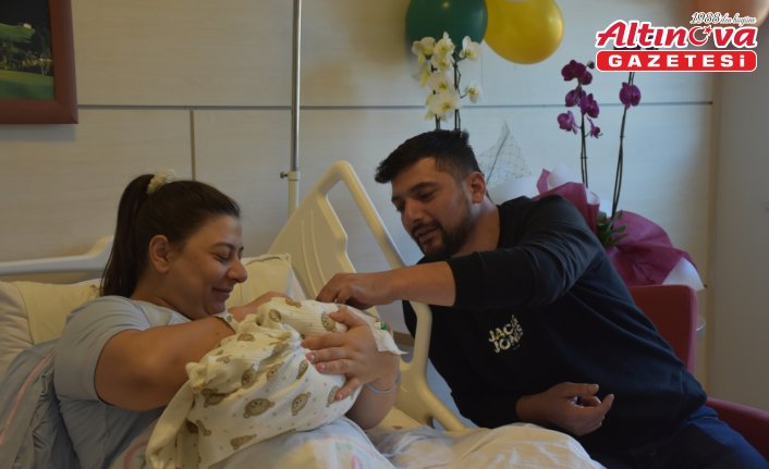 Gümüşhane'de 5 kilo 150 gramlık bebek dünyaya geldi