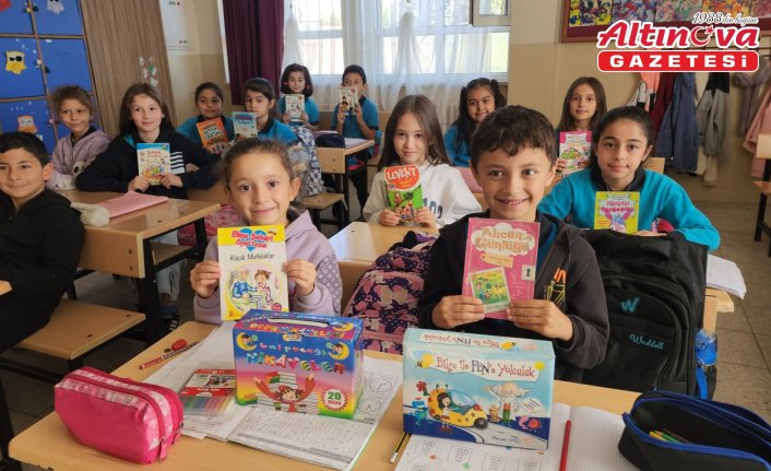 İlkokul öğrencileri Amasya'dan Ardahan'a “kitap köprüsü“ oluşturdu