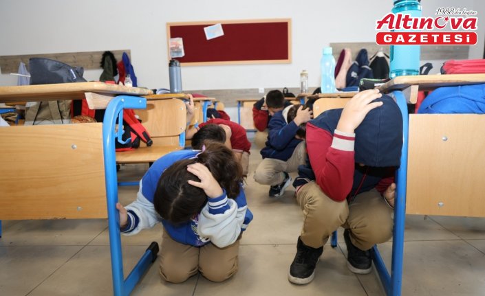 Karabük’te okullarda afet tatbikatı yapıldı