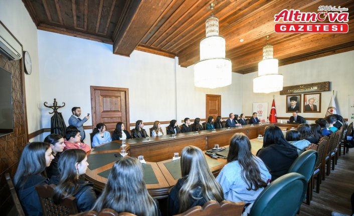 Kastamonu Valisi Dallı öğrencilerle bir araya geldi