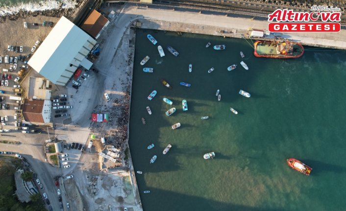 Kastamonu'da balıkçı tekneleri Küresel Sumud Filosu'na destek için Karadeniz'e açıldı
