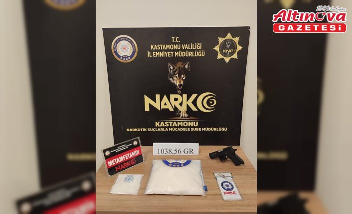 Kastamonu'da yol kontrolünde uyuşturucu bulunan tırın sürücüsü tutuklandı